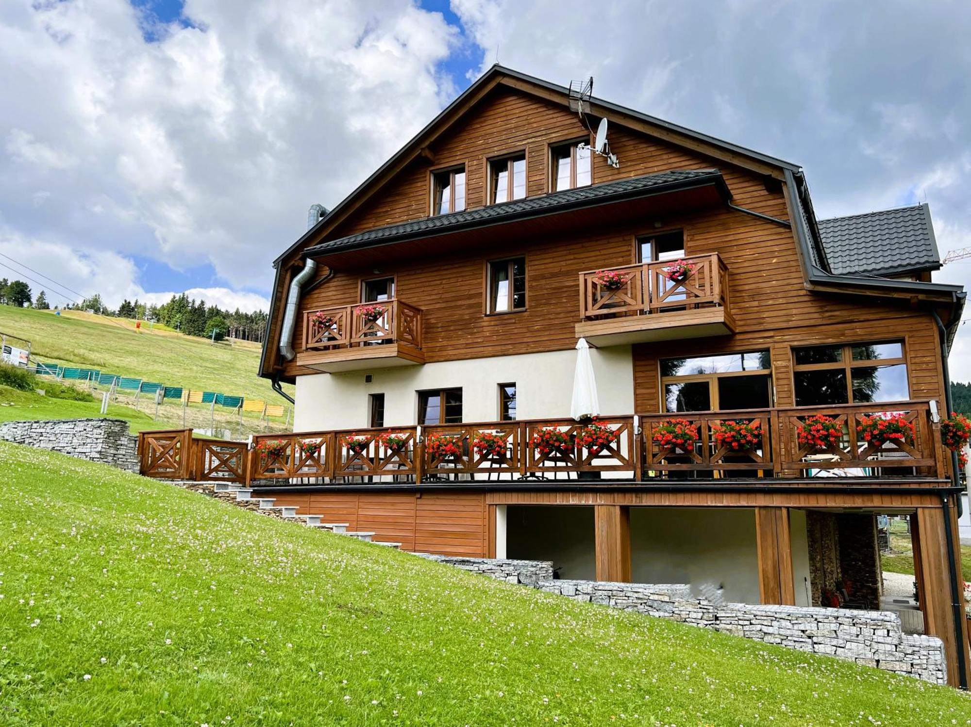 Alpejski Zieleniec Exterior foto